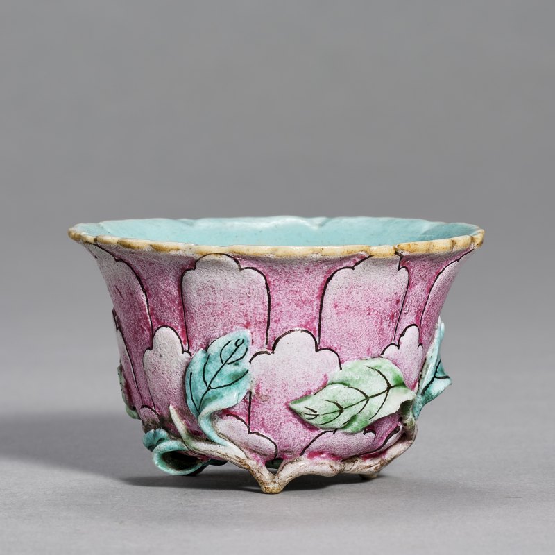 清雍正 粉彩玉兰花卉杯 - 图1