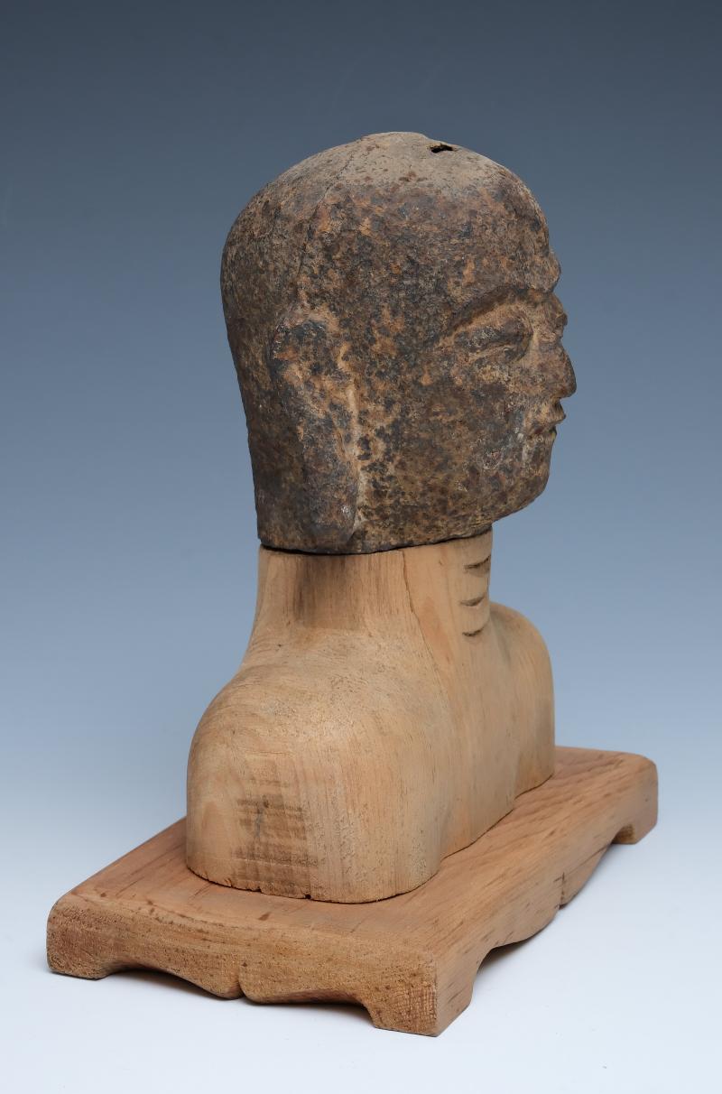 Three cast iron heads/faces - 图3