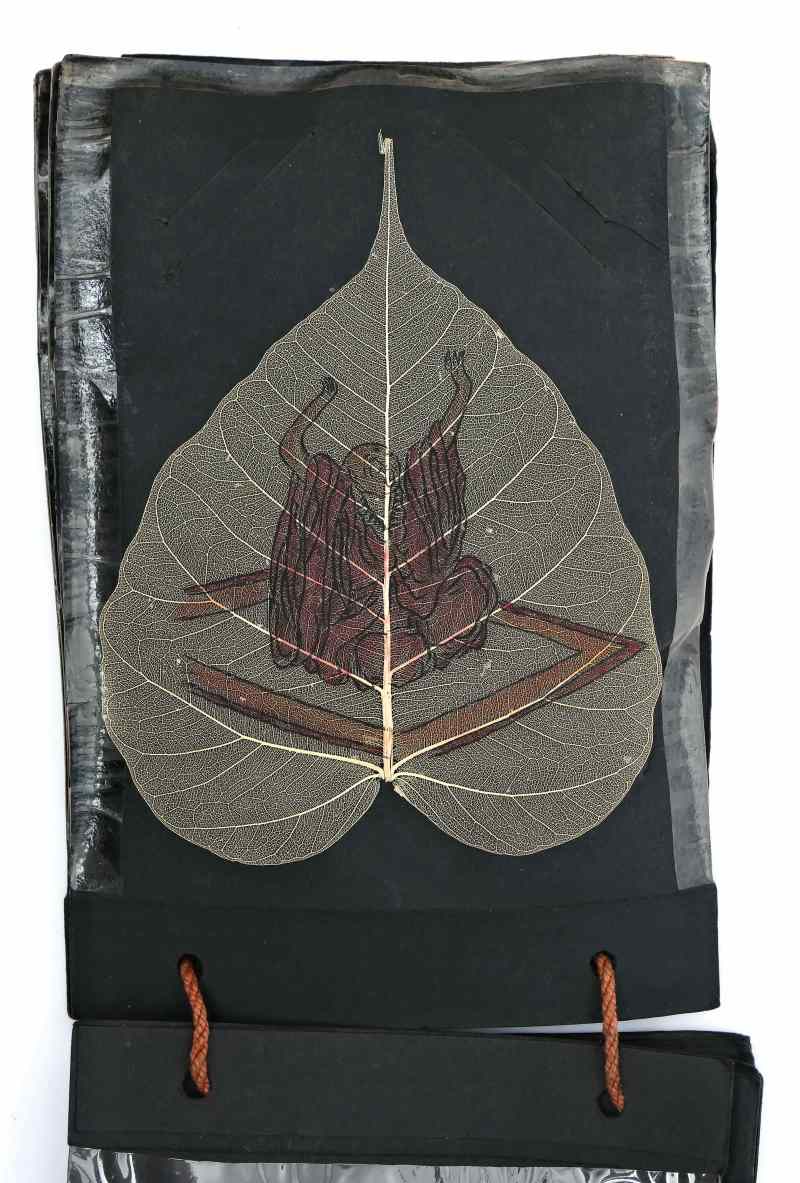 An album of eighteen bodhi leaf paintings - 图4