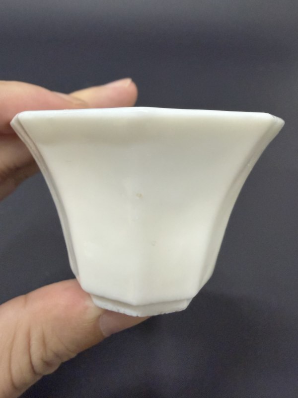 明末清初 德化白釉诗文八方角杯 - 图8