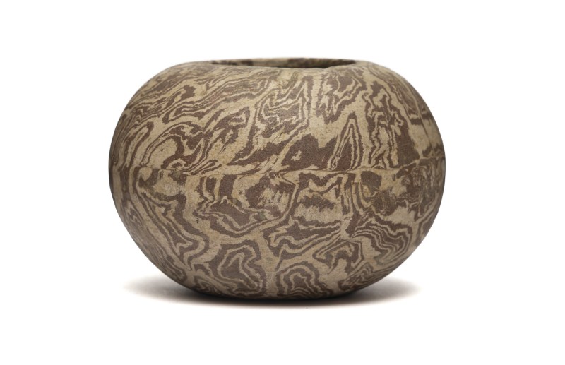 A marbled pottery water pot