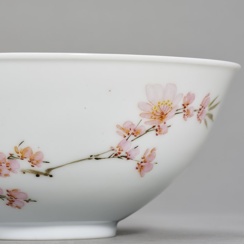 20世纪60年代 粉彩水点桃花纹碗一对 - 图9