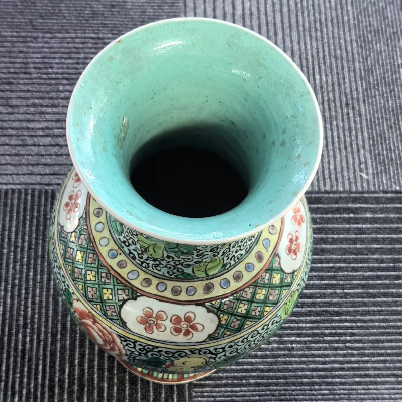 清晚期 五彩凤穿牡丹纹瓶 - 图7