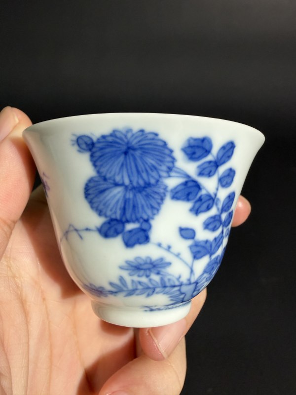 清康熙 青花花卉纹杯 - 图9