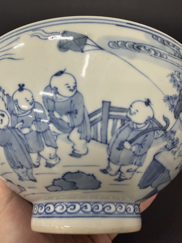 清初 青花婴戏图碗 - 图17