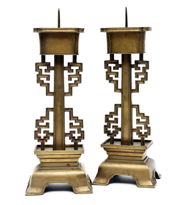 A pair of altar candlesticks - 图1