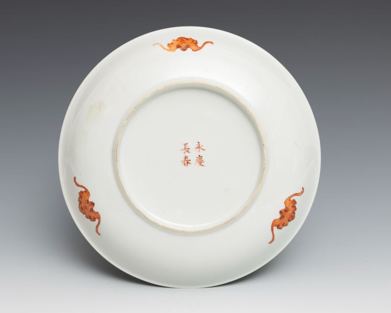 A pair of turquoise-ground Dayazhai famille-rose 'wisteria and bird' dishes - 图4