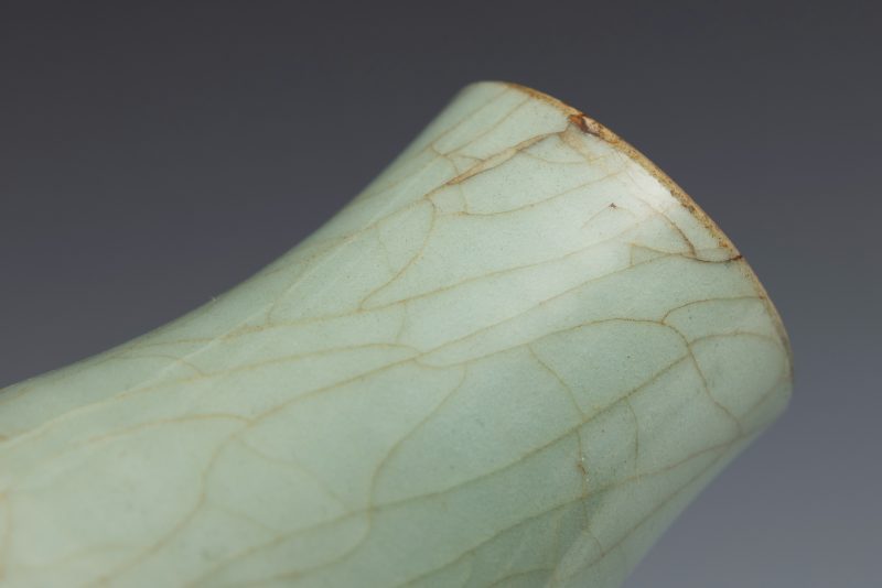 A small Longquan celadon vase - 图6