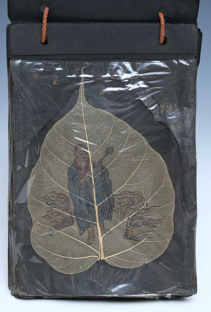 An album of eighteen bodhi leaf paintings - 图24