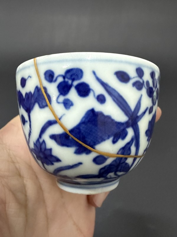 明嘉靖 青花鱼藻纹小杯 - 图13