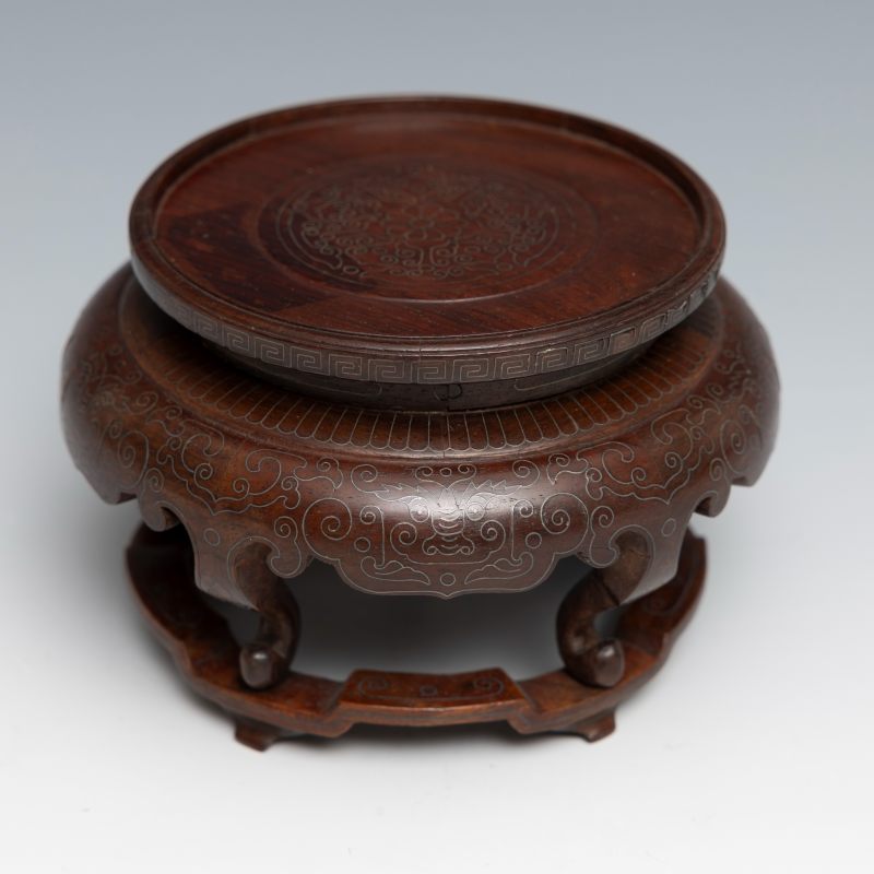 A group of twelve hardwood display stands - 图2