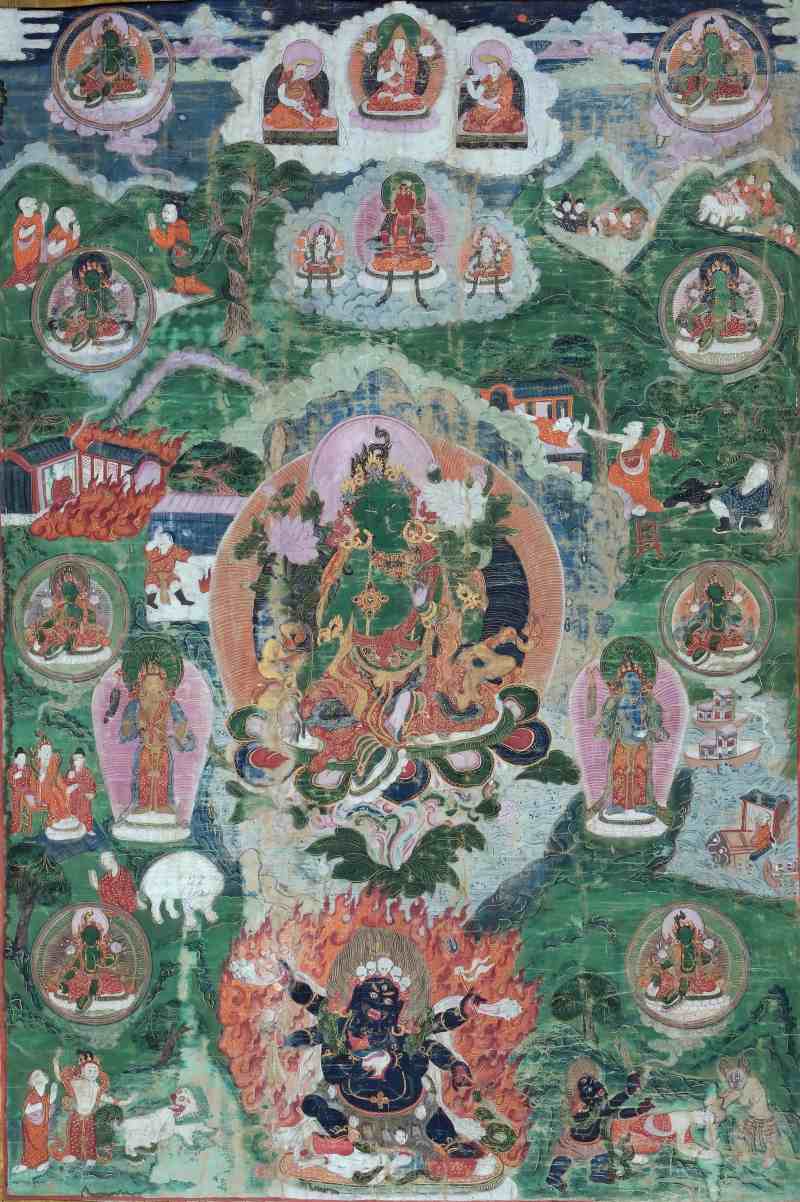 A Tibetan Thangka Depicting Green Tārā and Mahākāla - 图5