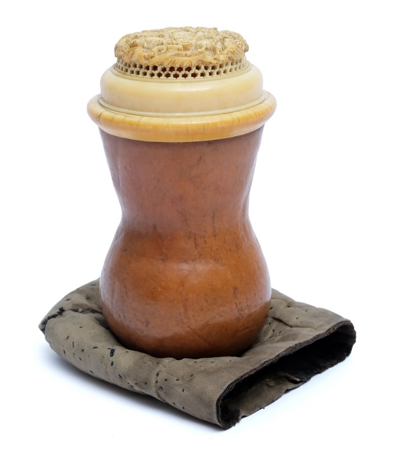 A gourd cricket box with ivory cover - 图2