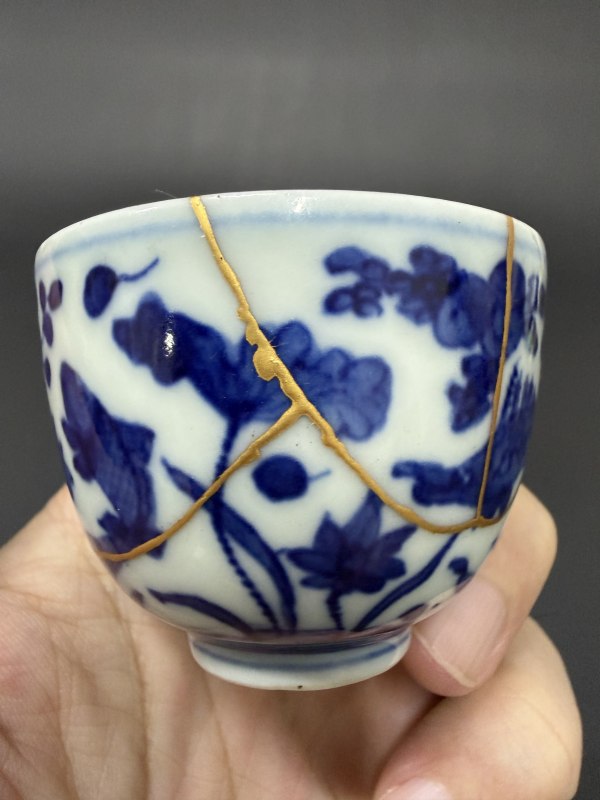 明嘉靖 青花鱼藻纹小杯 - 图15