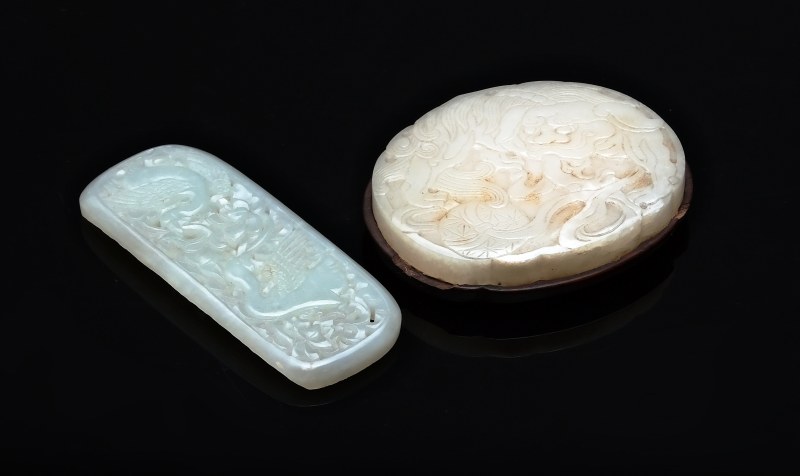 Two jade ruyi sceptre inserts - 图2