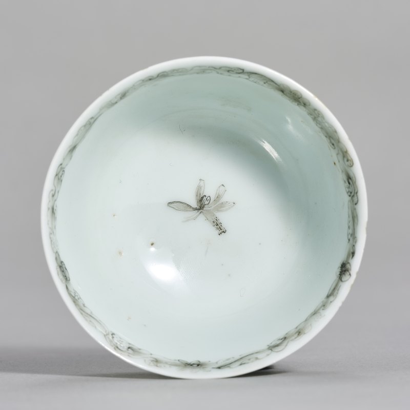 清雍正 墨彩花蝶杯 - 图6