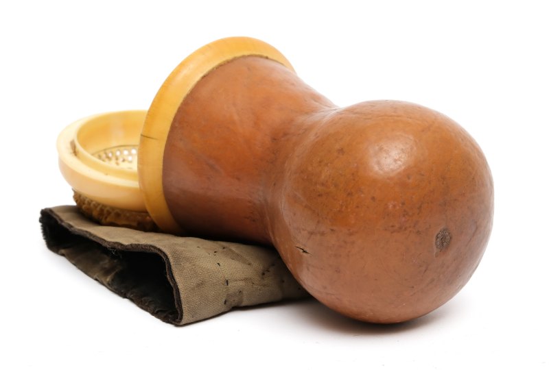A gourd cricket box with ivory cover - 图5