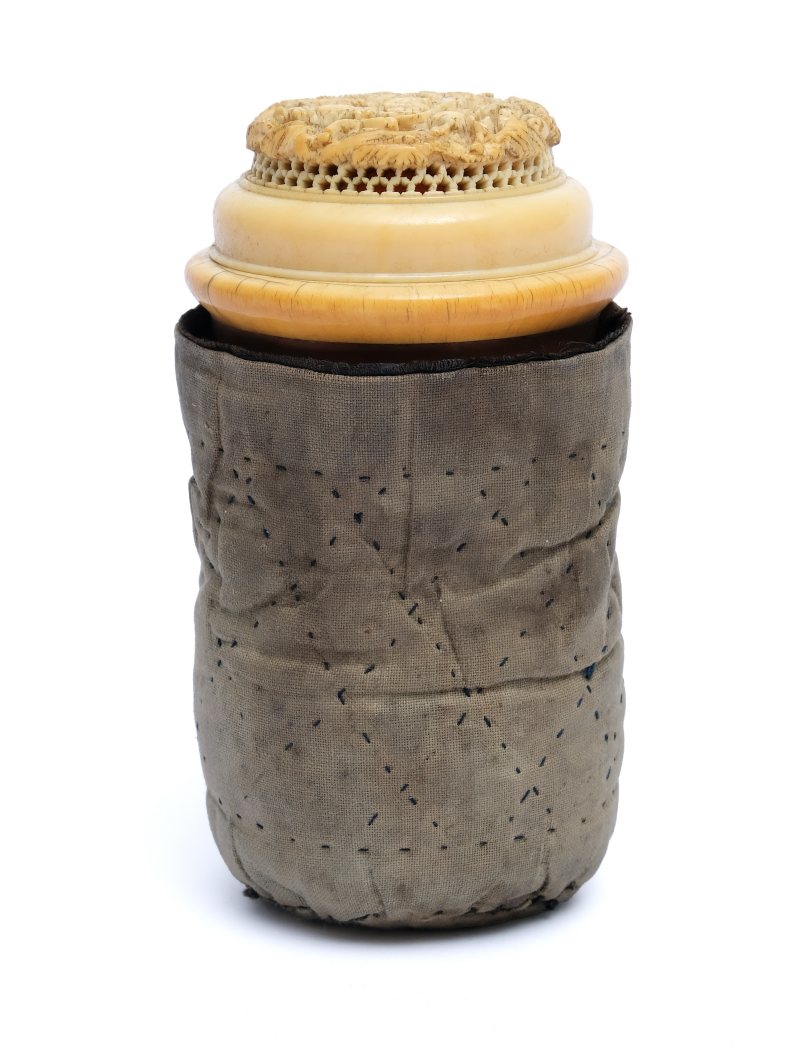 A gourd cricket box with ivory cover - 图6