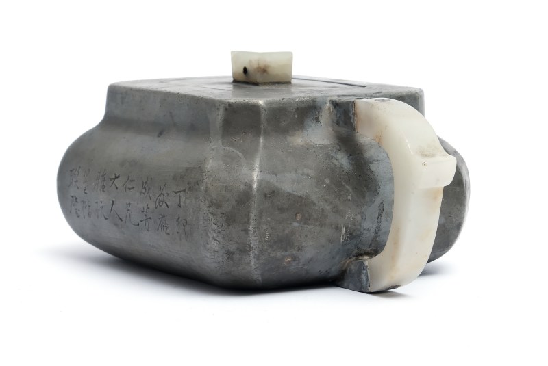 A pewter and jade inscribed teapot - 图3