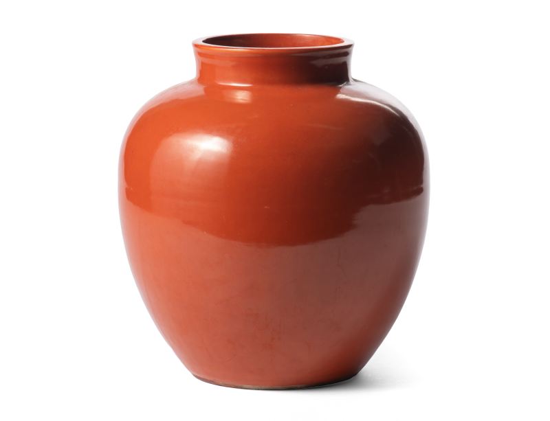 A coral-red-glazed jar - 图1
