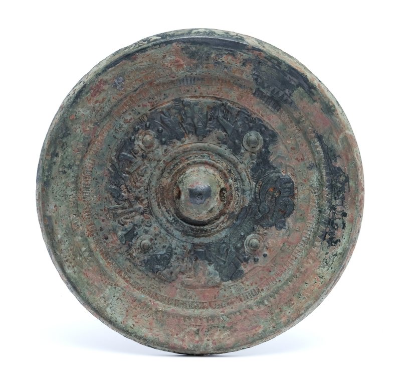 A bronze ‘Xiwangmu and Dongwangfu’ mirror