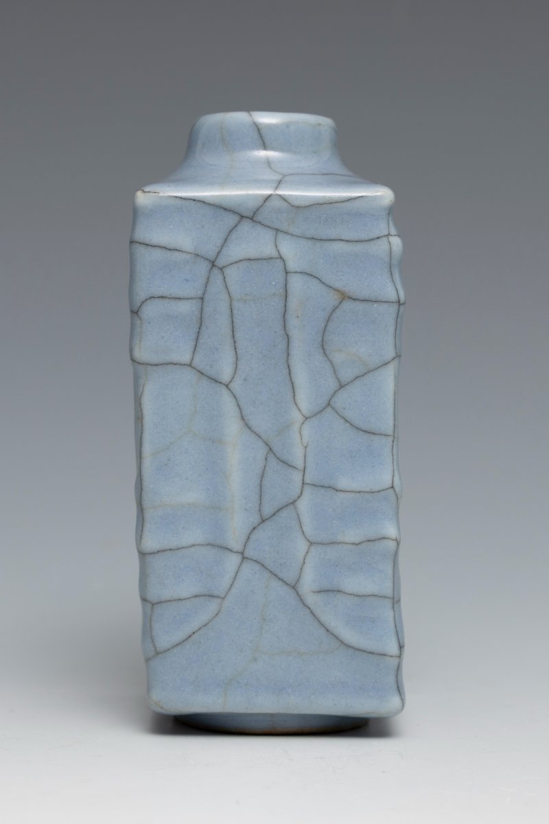 A small guan-type cong shaped vase - 图4
