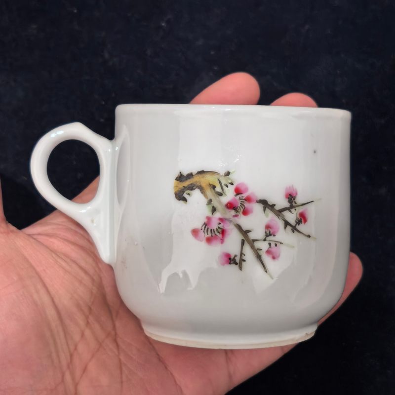 民国 粉彩梅花纹把杯 - 图8