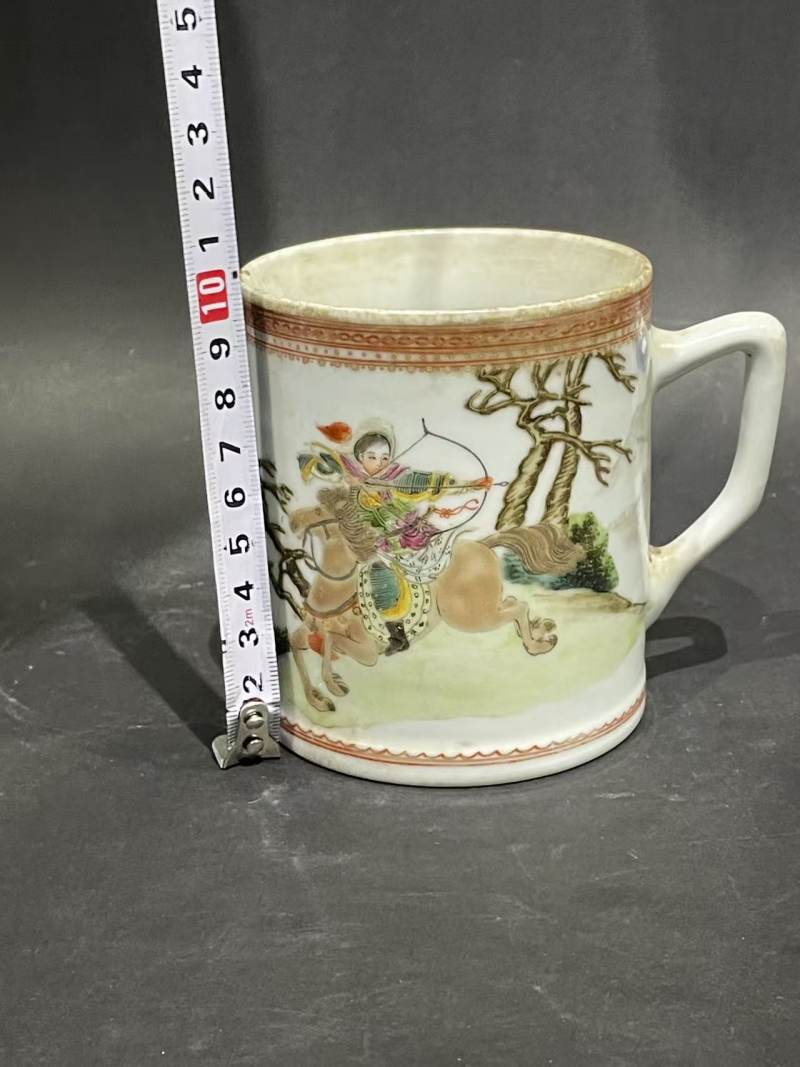 50年代粉彩狩猎图马克杯 - 图11
