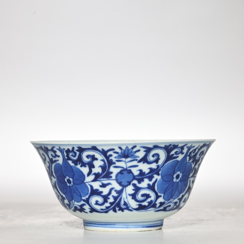 清中期 青花缠枝花卉纹碗 - 图3