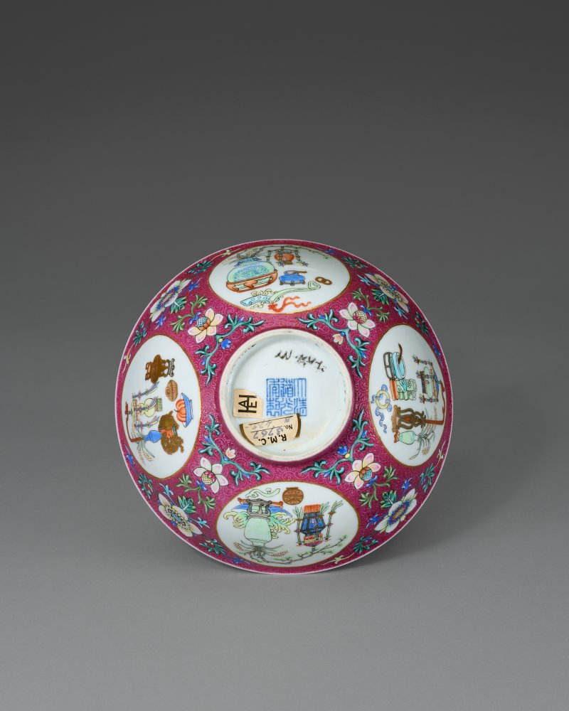 清道光 胭脂紅地粉彩軋道開光五穀豐登盌 六字篆書款  DAOGUANG SEAL MARK IN UNDERGLAZE BLUE AND OF THE PERIOD (1821-1850) - 图6