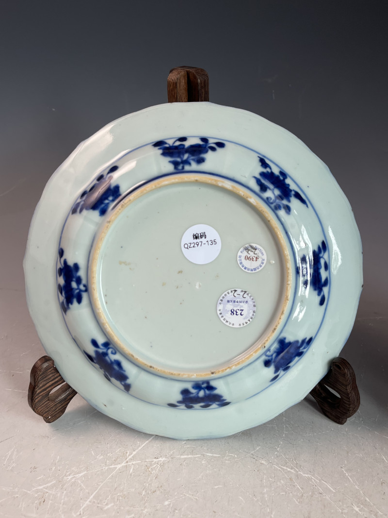 清康雍 仿永乐青花缠枝花卉纹花口盘 - 图5