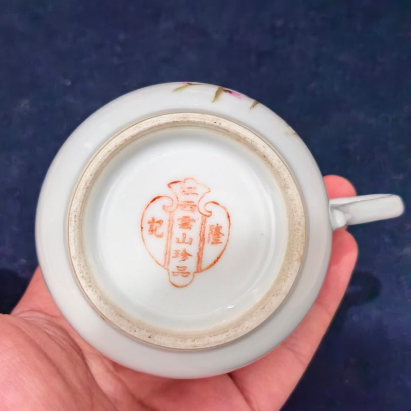 民国 粉彩梅花纹把杯 - 图11