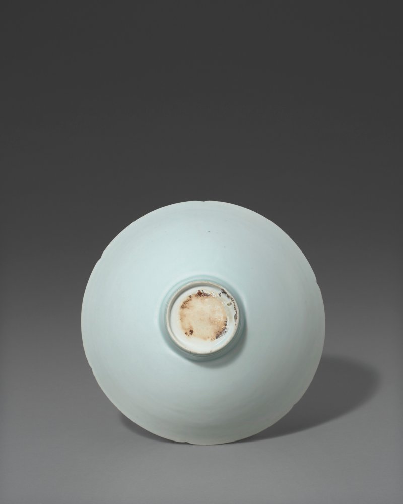 北宋 十一/十二世紀初 青白釉刻花卉紋盌  NORTHERN SONG DYNASTY, 11TH-EARLY 12TH CENTURY - 图3