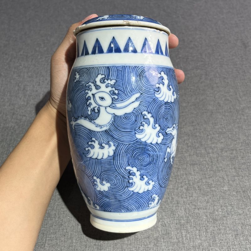 明晚期青花瑞兽筒式炉 - 图4