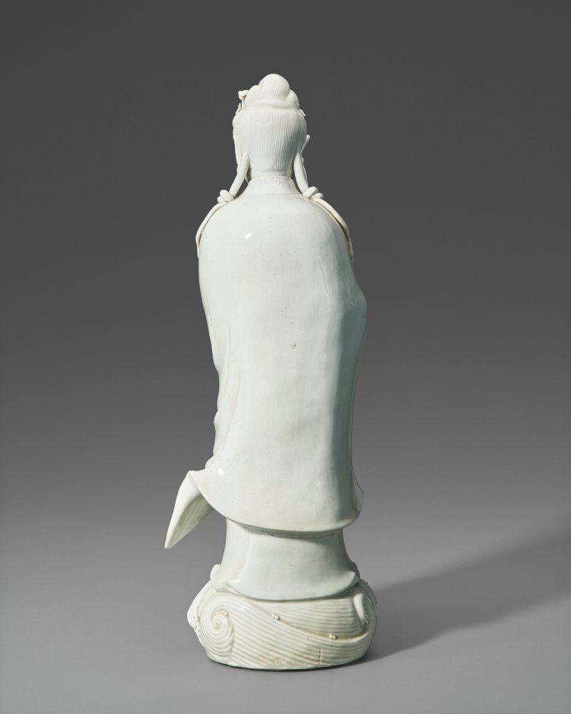 晚清 德化白釉持軸觀音像  LATE QING DYNASTY - 图3