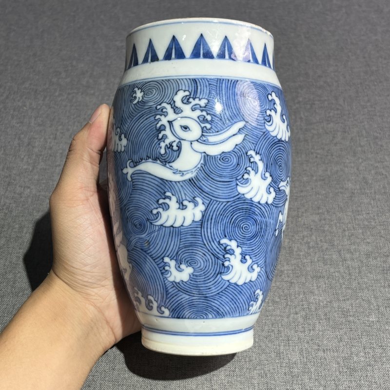 明晚期青花瑞兽筒式炉 - 图10