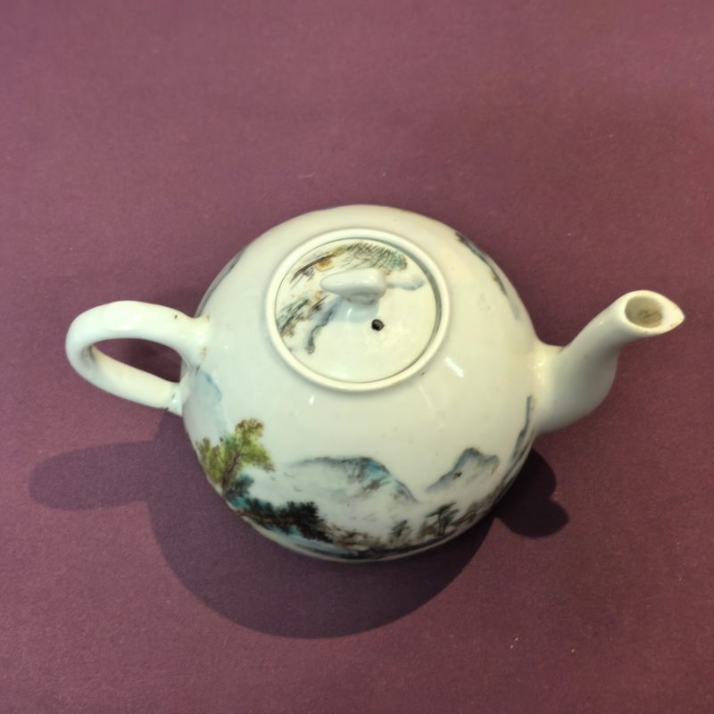 民国 粉彩山水纹茶壶 - 图7