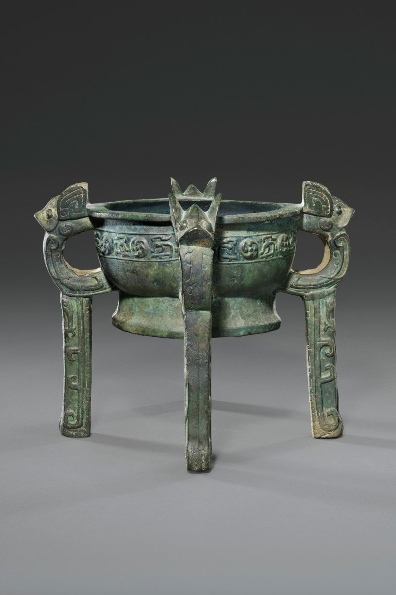 西周早期 公元前十一至十世紀 青銅四足簋  EARLY WESTERN ZHOU DYNASTY, 11TH-10TH CENTURY BC