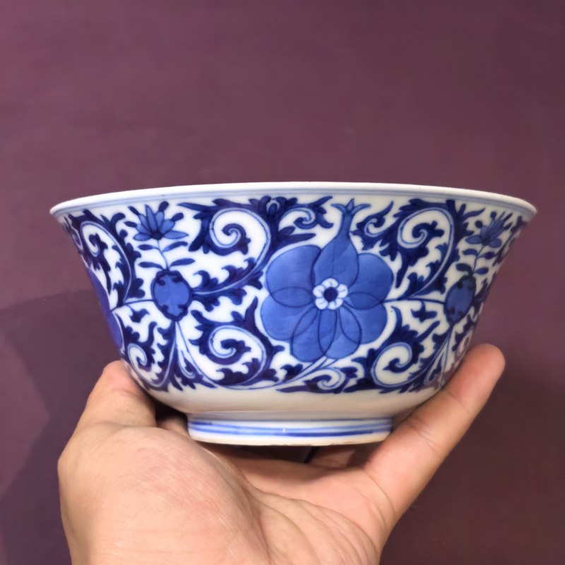 清中期 青花缠枝花卉纹碗 - 图7