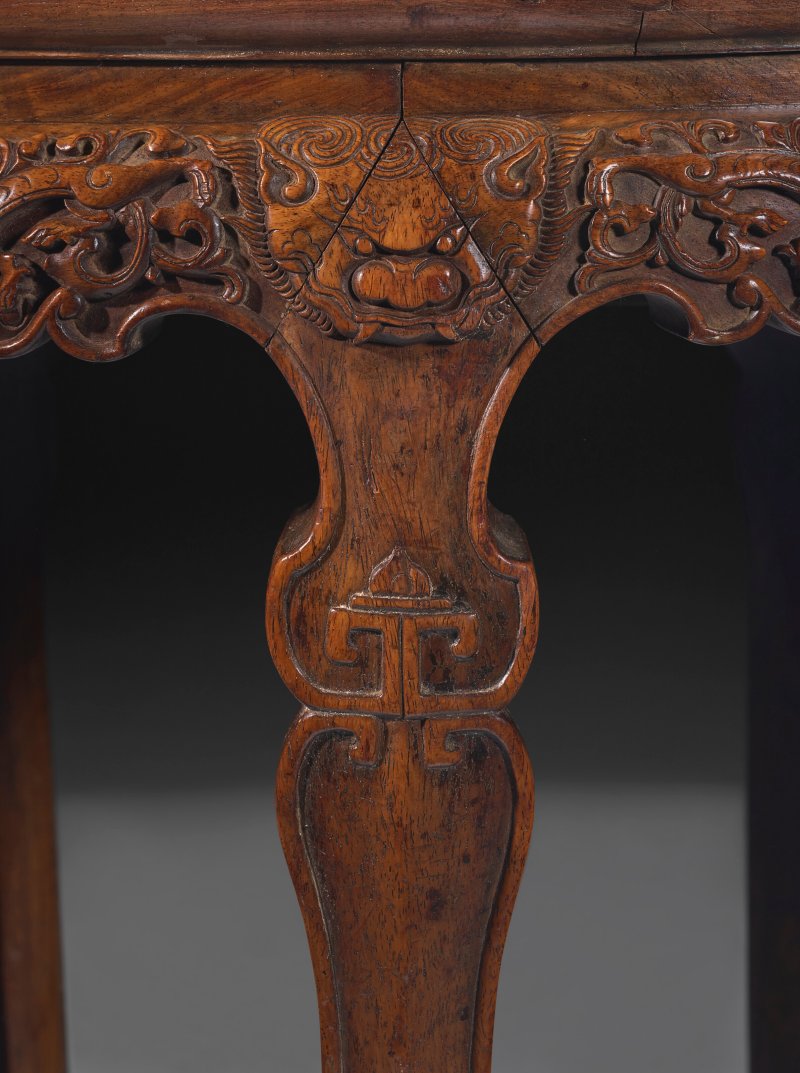 十六/十七世紀 黃花梨雕螭龍紋香几  16TH-17TH CENTURY - 图4