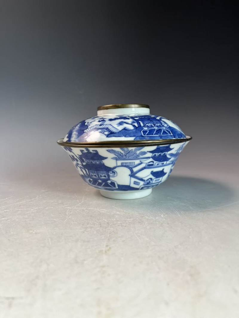 清中期 青花山水楼阁盖碗 - 图2