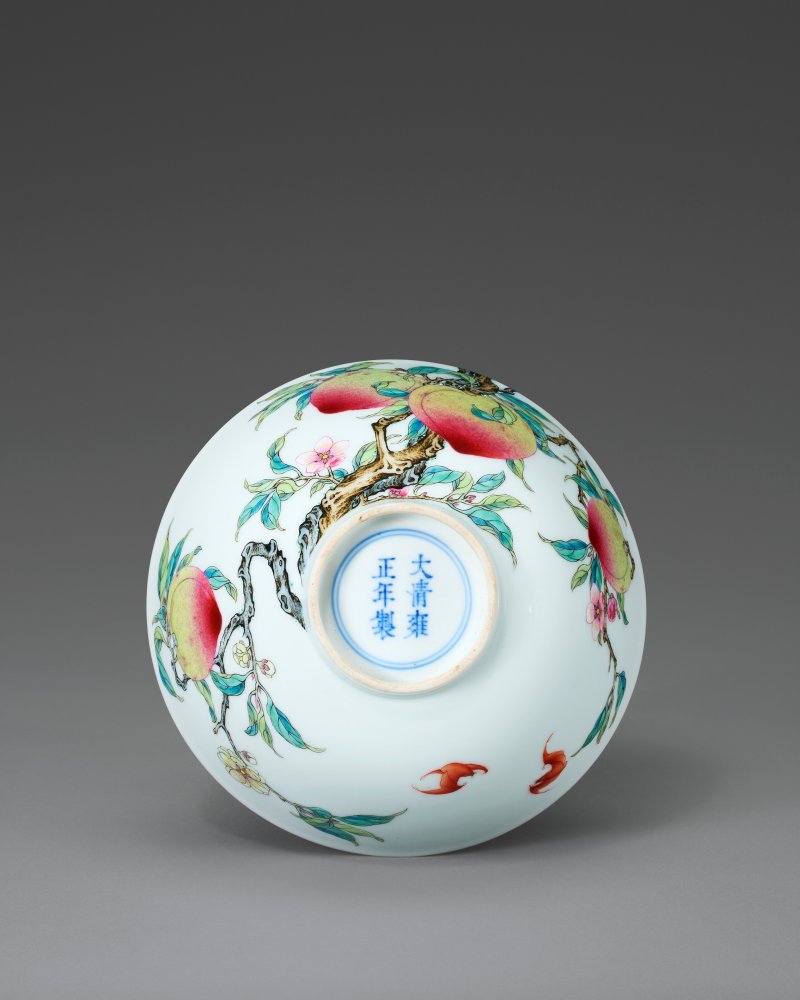 清雍正 粉彩過枝福壽雙全盌 雙圈六字楷書款  YONGZHENG SIX-CHARACTER MARK IN UNDERGLAZE BLUE WITHIN A DOUBLE CIRCLE AND OF THE PERIOD (1723-1735) - 图6