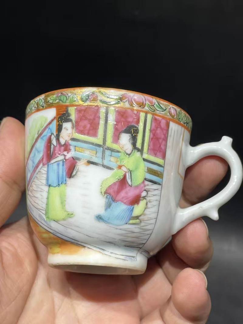 清广彩人物纹把杯 - 图7