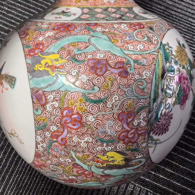民国 粉彩龙穿花开窗花鸟纹瓶 - 图10
