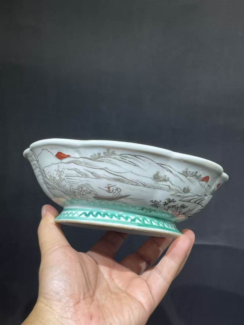 清墨彩山水纹花口供碗 - 图2