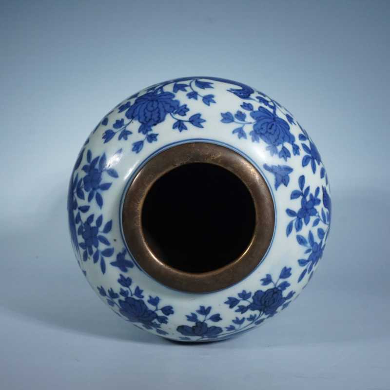 明万历青花花鸟尊 - 图2