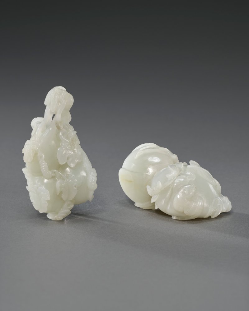 清十八/十九世紀 白玉雕福壽把件及白玉雕瓜瓞綿綿把件  18TH-19TH CENTURY - 图1