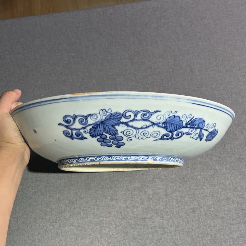 明晚期青花山水人物大盘 - 图9