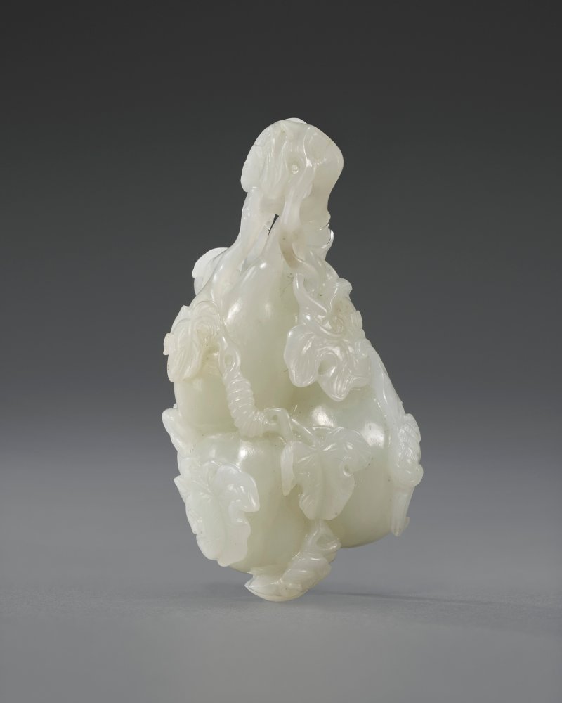 清十八/十九世紀 白玉雕福壽把件及白玉雕瓜瓞綿綿把件  18TH-19TH CENTURY - 图2