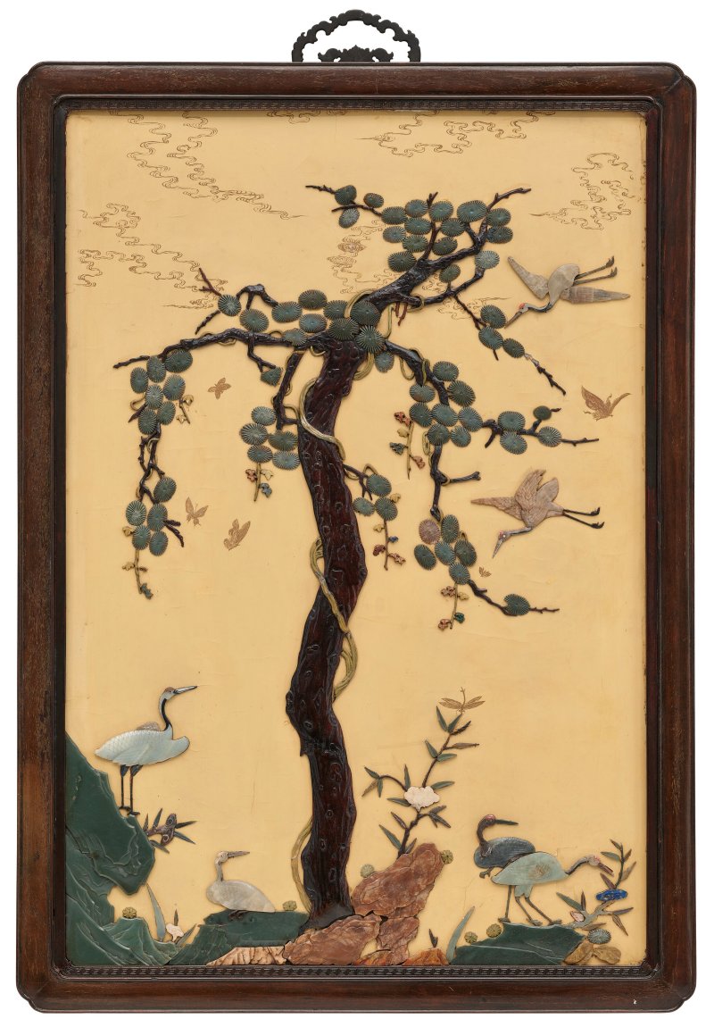 十九世紀末/二十世紀初 硬木嵌寶松鶴延年圖掛屏  LATE 19TH-EARLY 20TH CENTURY - 图1